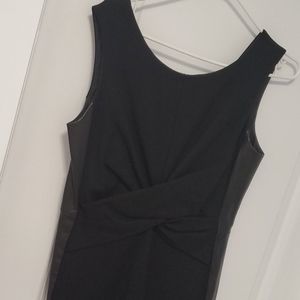 ♥️ Danier leather dress - size 8